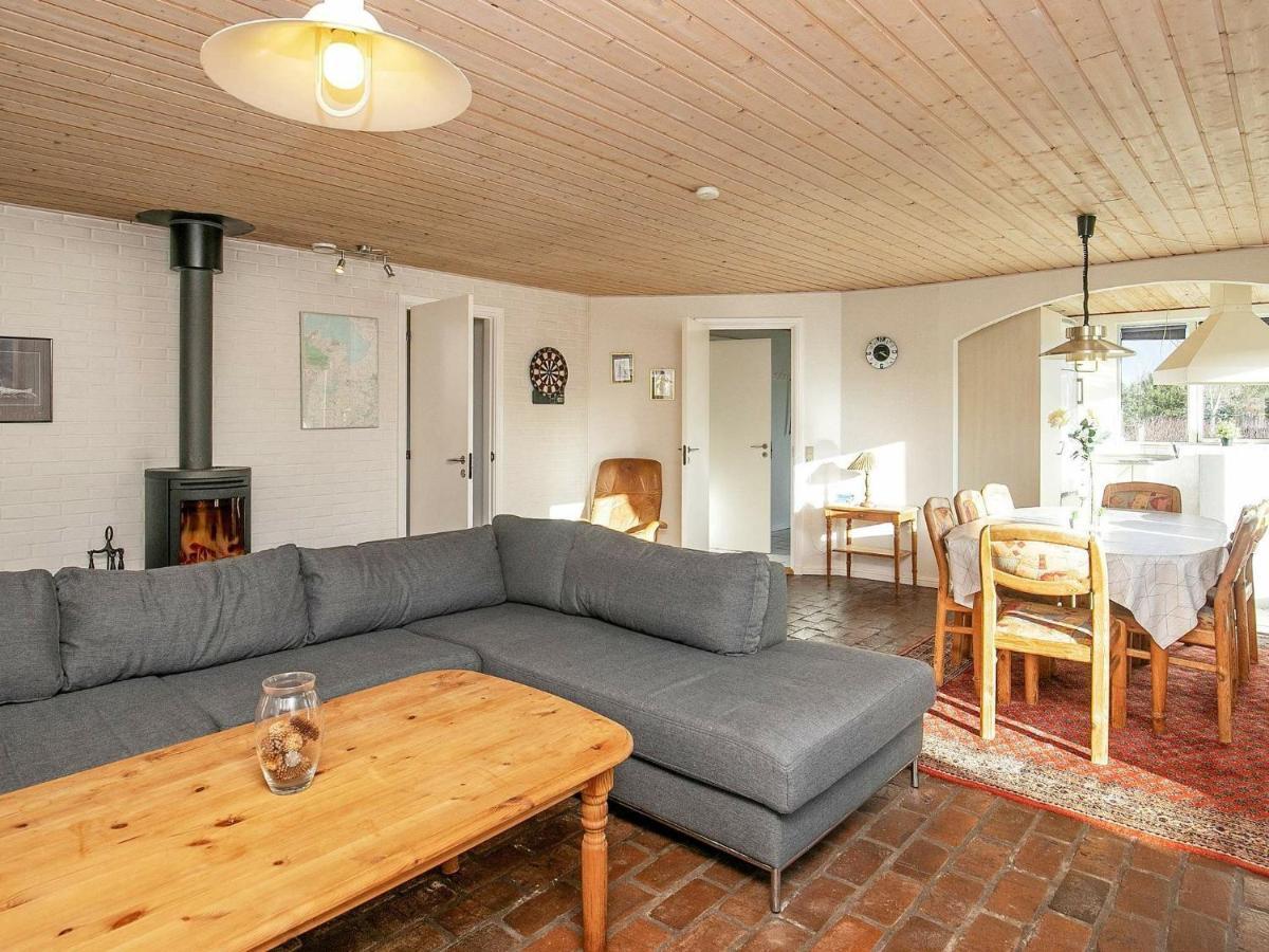 Holiday Home Helmklit II Fjand Garde Room photo